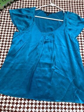 Silk blue  Scoop-Neck Cap Sleeve Blouse